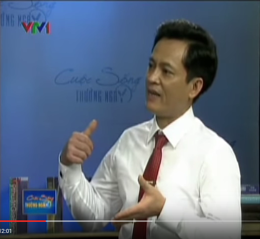 VTV1- PV ong Nguyen Manh Quan ve ngon ngu co the